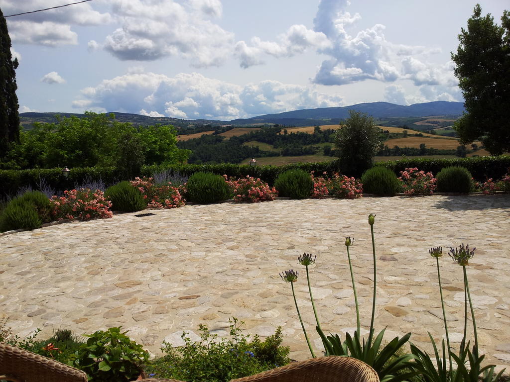 Agriturismo La Torraccia Todi Kültér fotó