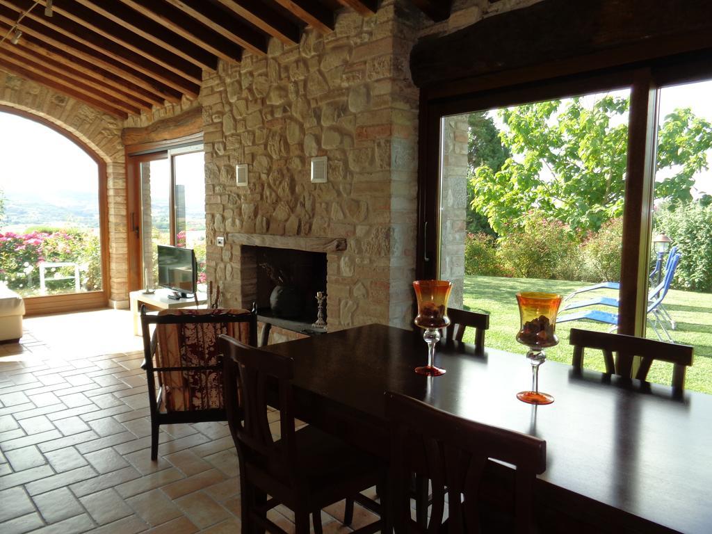 Agriturismo La Torraccia Todi Kültér fotó