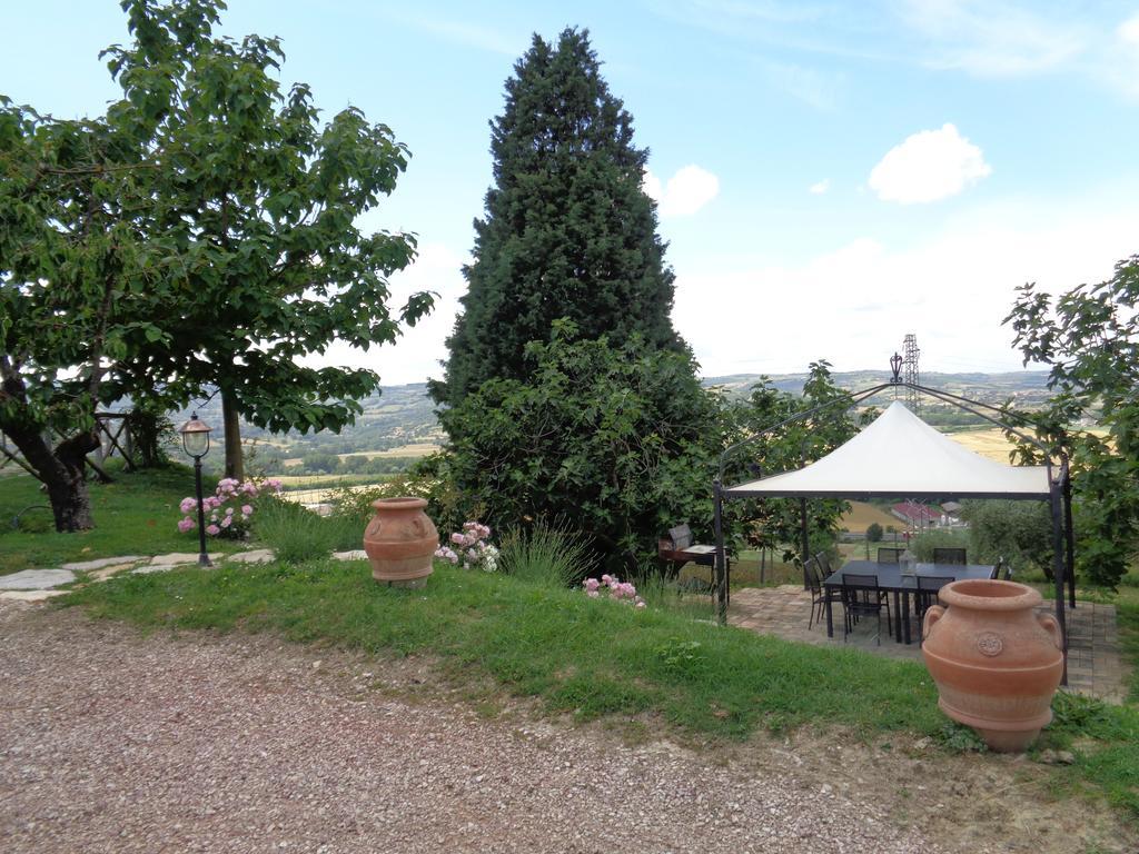 Agriturismo La Torraccia Todi Kültér fotó