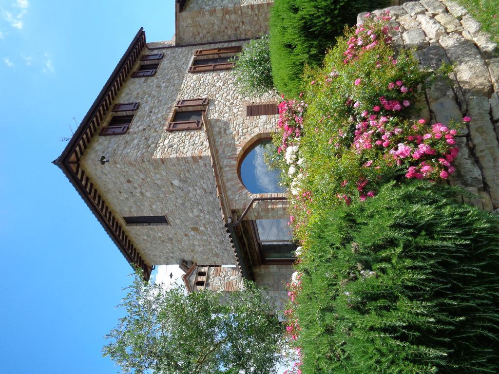 Agriturismo La Torraccia Todi Kültér fotó