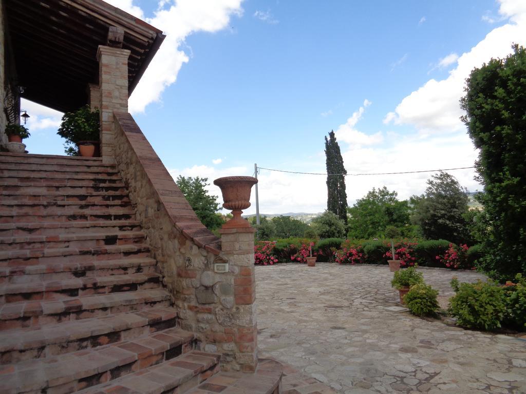 Agriturismo La Torraccia Todi Kültér fotó