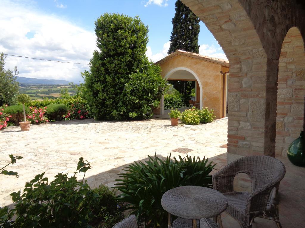 Agriturismo La Torraccia Todi Kültér fotó