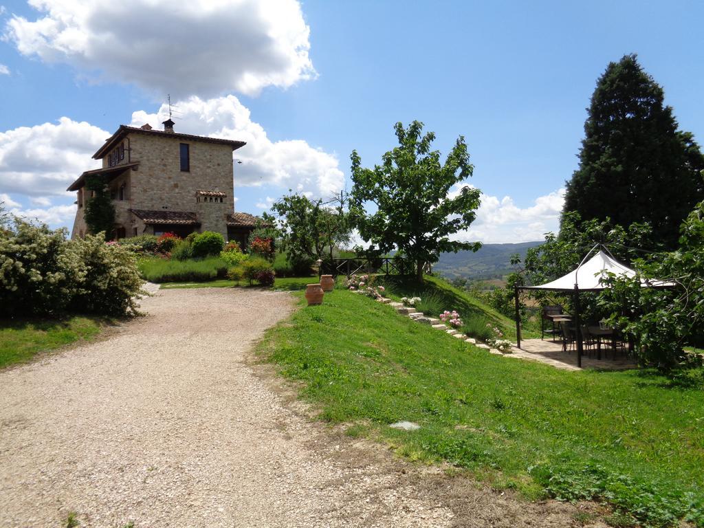 Agriturismo La Torraccia Todi Kültér fotó